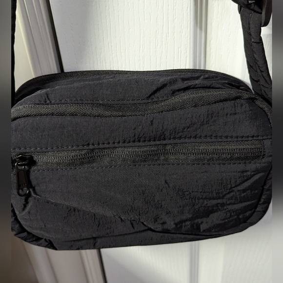 BAGSMART Black Nylon Quilted Bag - Picture 4 of 10